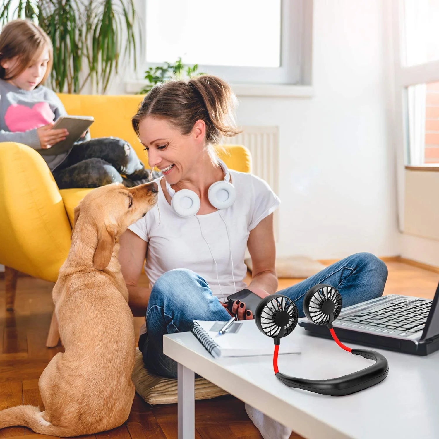 Portable Neck Fan,Hand Free Personal Fan, USB Battery Rechargeable Mini Fan, Wearable Neckband Fan Necklance Fan Cooler Fan,Black