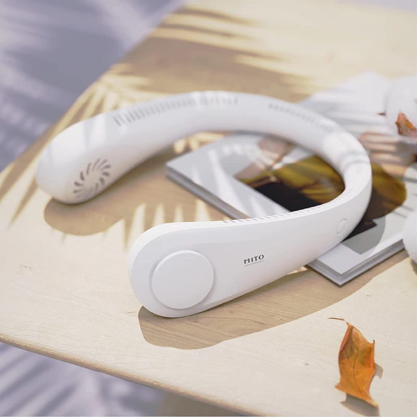 Portable Bladeless Neck Fan - Rechargeable Wearable Personal Cooling Device with 3 Speed Settings, Ideal for Office, Sports, and Travel - Perfect Gift for Father's Day