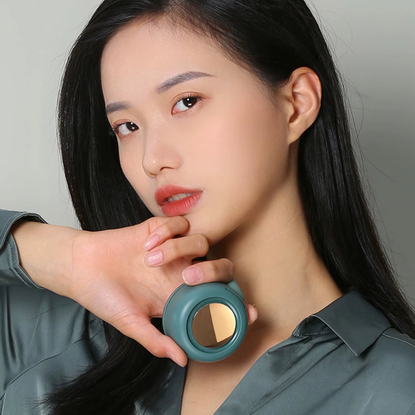 Handheld Neck Neck Mini Fan Portable Neck Fan Neck Cooler Clip Fan Mini Fan Neck Fan USB Rechargeable Hands Free Electric.